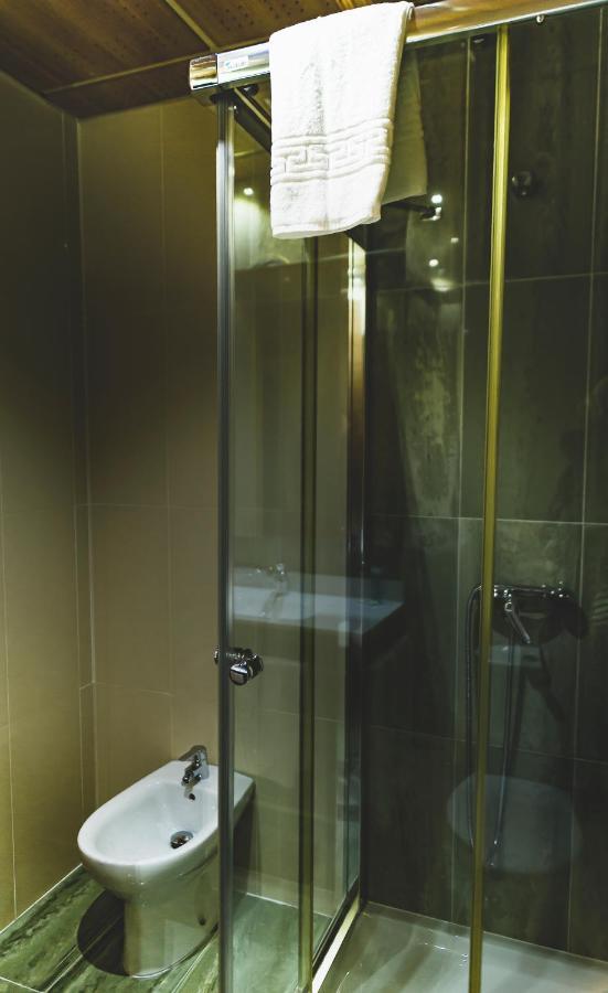 Hostal Nogueras 3 โตเลโด ภายนอก รูปภาพ